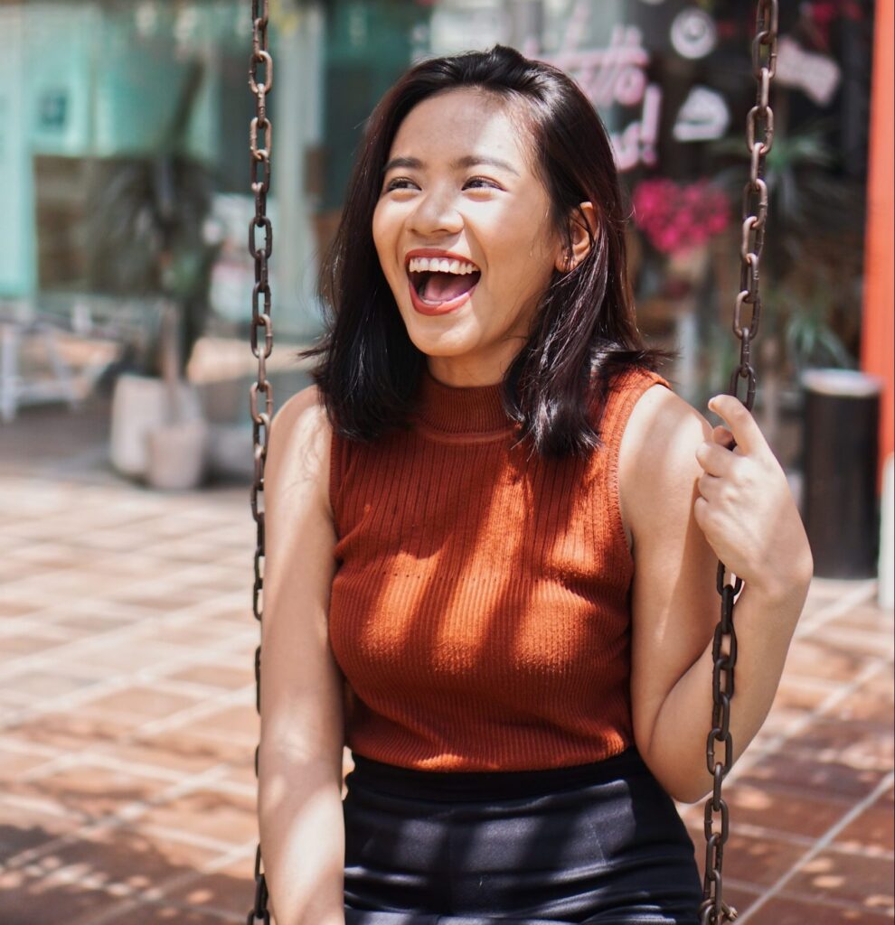  Offering Creative Services for Creative Women 